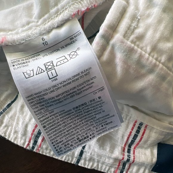 🌸4/$30🌸 Gap High-Rise Pleated Shorts - Picture 12 of 12